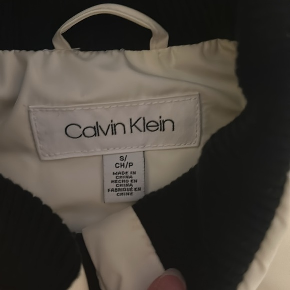 Calvin Klein vest - Picture 4 of 4